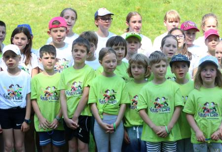 OTVORITEV IN PREDAJA ČEBELJNJAKA 11 FOTO LJUBO VUKELIČ